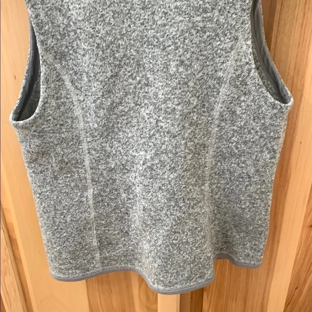 Patagonia Heathered Gray Vest - Picture 10 of 13